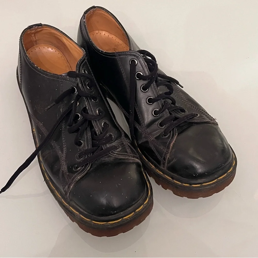 DR. MARTENS 8019 Made in England Vintage 6-Eye Work Shoes Black Leather - Picture 2 of 8